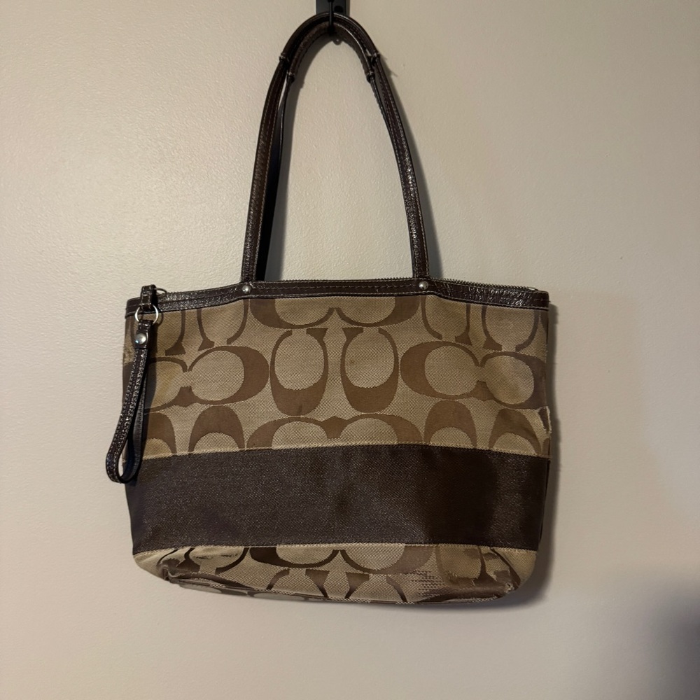Coach Signature Brown Tote Bag - Picture 3 of 8
